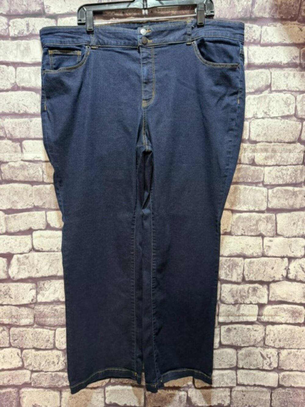 Dressbarn 5 Pocket Style Blue Jeans Size 22